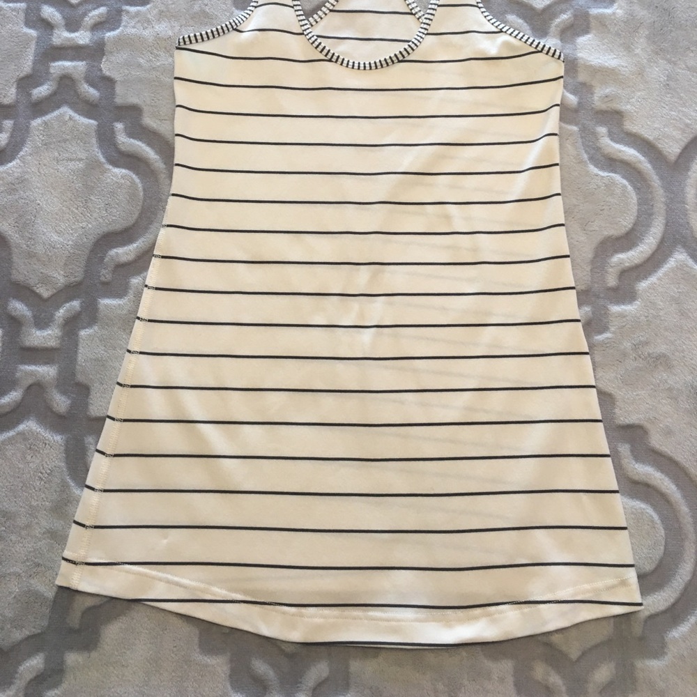 Lululemon Tank - Picture 6 of 6